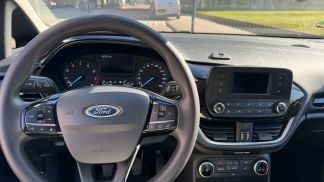 Lízing Hatchback Ford Fiesta 2018