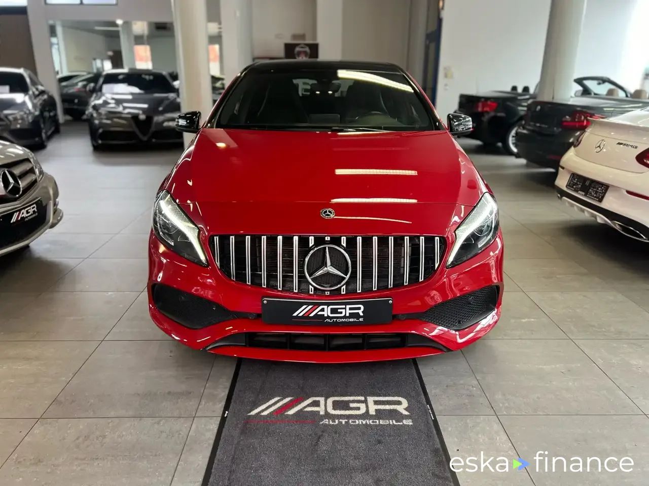 Leasing Sedan MERCEDES A 180 2018