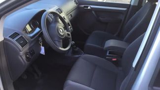 Lízing Hatchback Volkswagen Touran 2011
