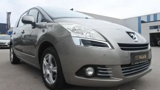 Lízing Hatchback Peugeot 5008 2013