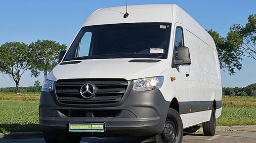 Mercedes-Benz SPRINTER 317 2024