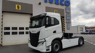 Ciągnik siodłowy Iveco S-Way 2024