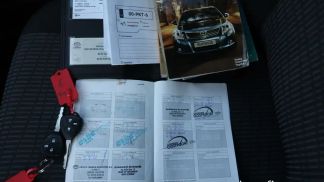 Lízing Sedan Toyota Avensis 2011