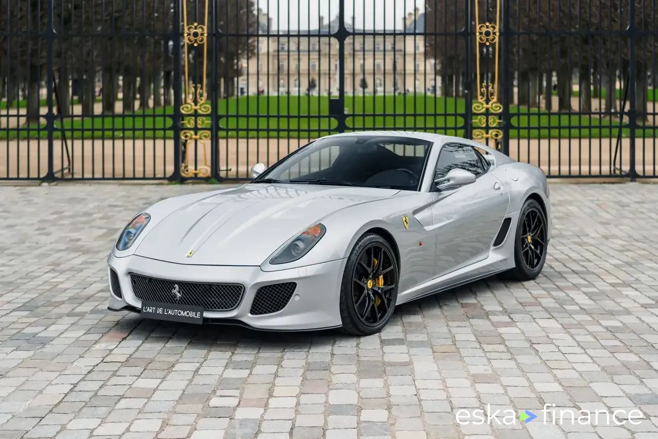 Leasing Coupé Ferrari 599 2010