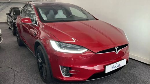 Tesla Model X 2020