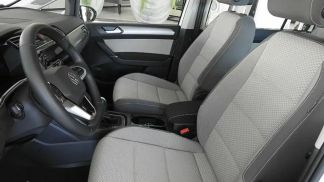 Leasing Hatchback Volkswagen Touran 2024