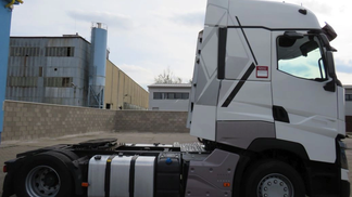 Tractor unit Renault T520 2018