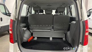 Leasing SUV Hyundai H1 2011