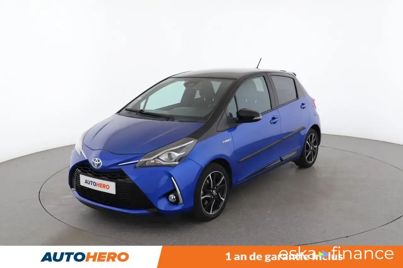 Leasing Hatchback Toyota Yaris 2017