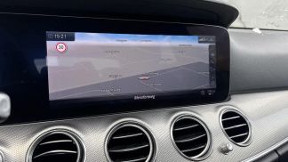 Lízing Sedan MERCEDES E 200 2019