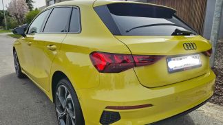 Hatchback Audi A3 2021