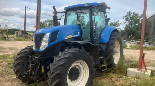 New Holland T7030 2010