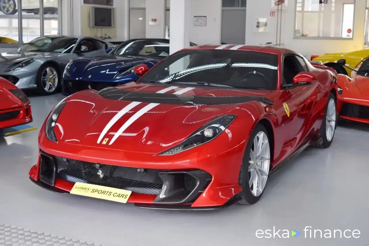 Finansowanie Coupé Ferrari 812 2024