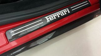 Financování Konvertibilní Ferrari F8 SPIDER 2021