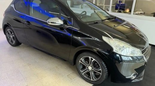 Peugeot 208 2013