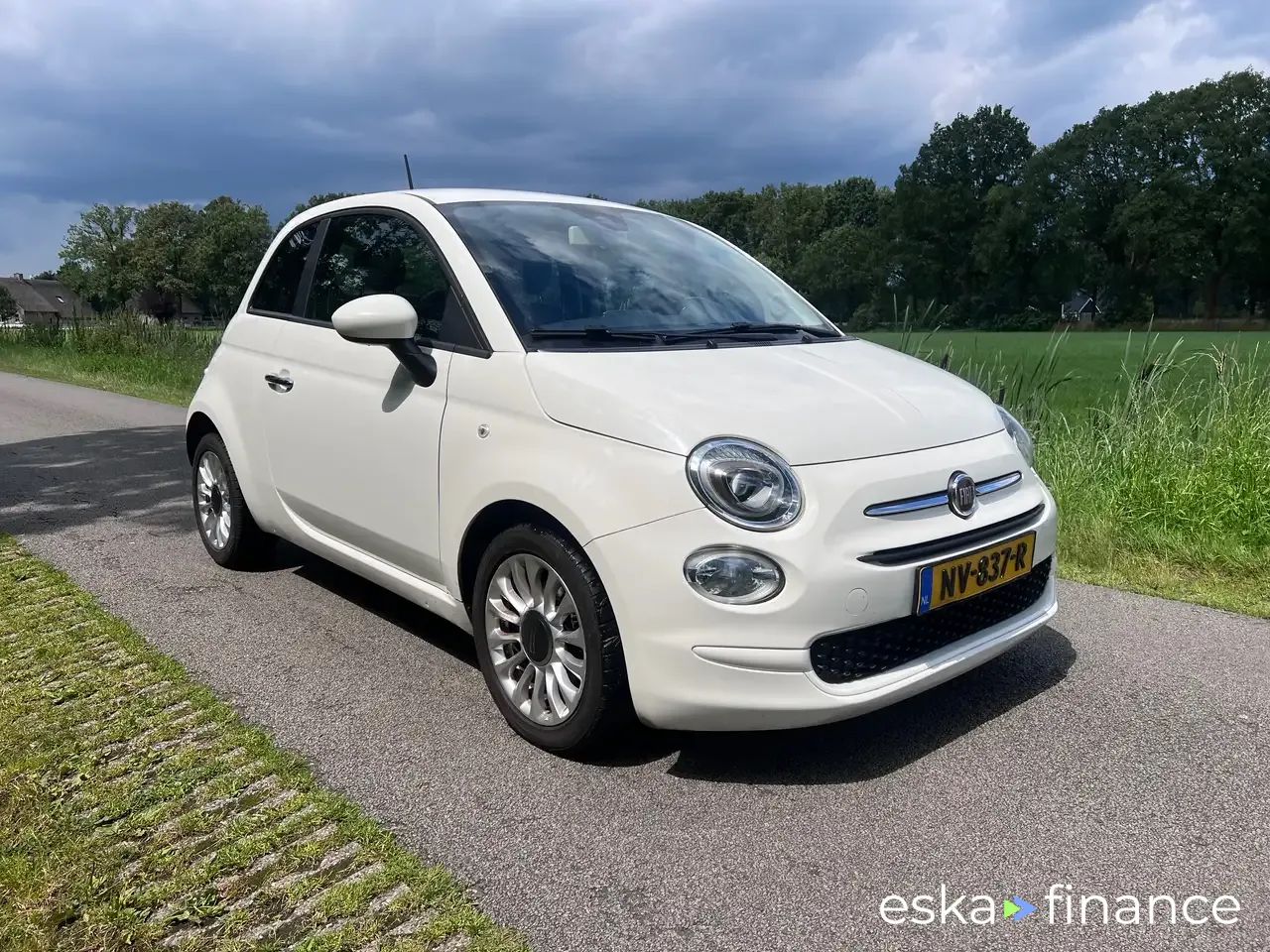 Hatchback Fiat 500 2017