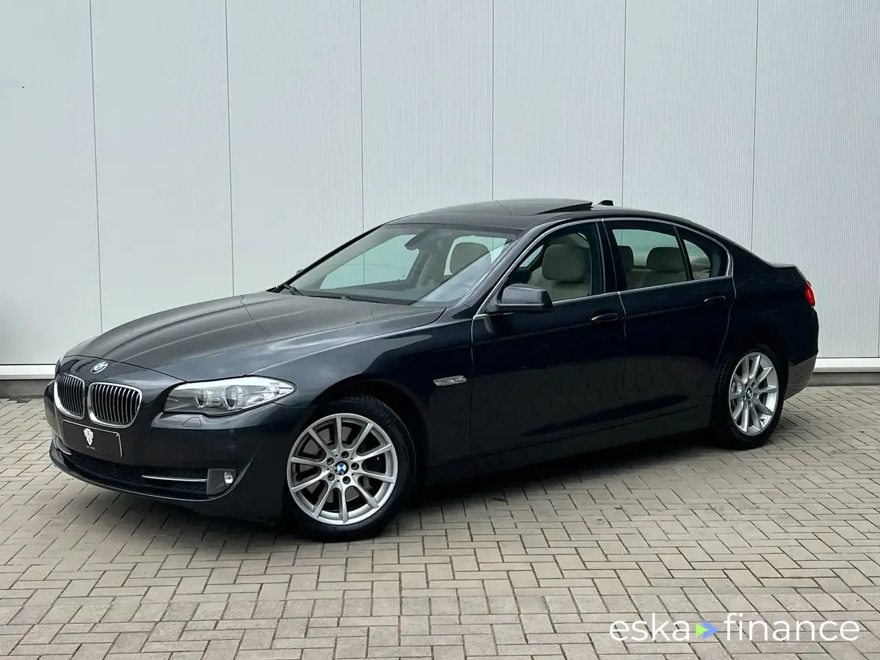 Finansowanie Sedan BMW 530 2012