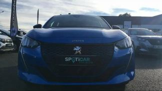 Lízing Sedan Peugeot 208 2024