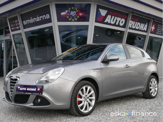 Leasing Hatchback Alfa Romeo Giulietta 2010