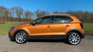 Lízing Hatchback Volkswagen Polo 2015