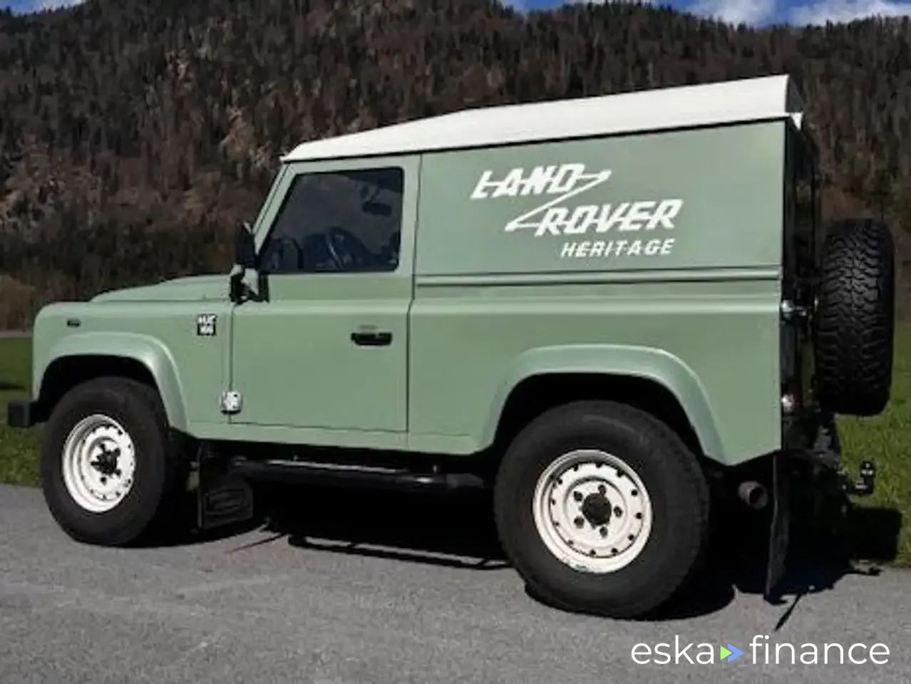 Finansowanie SUV Land Rover Defender 2015