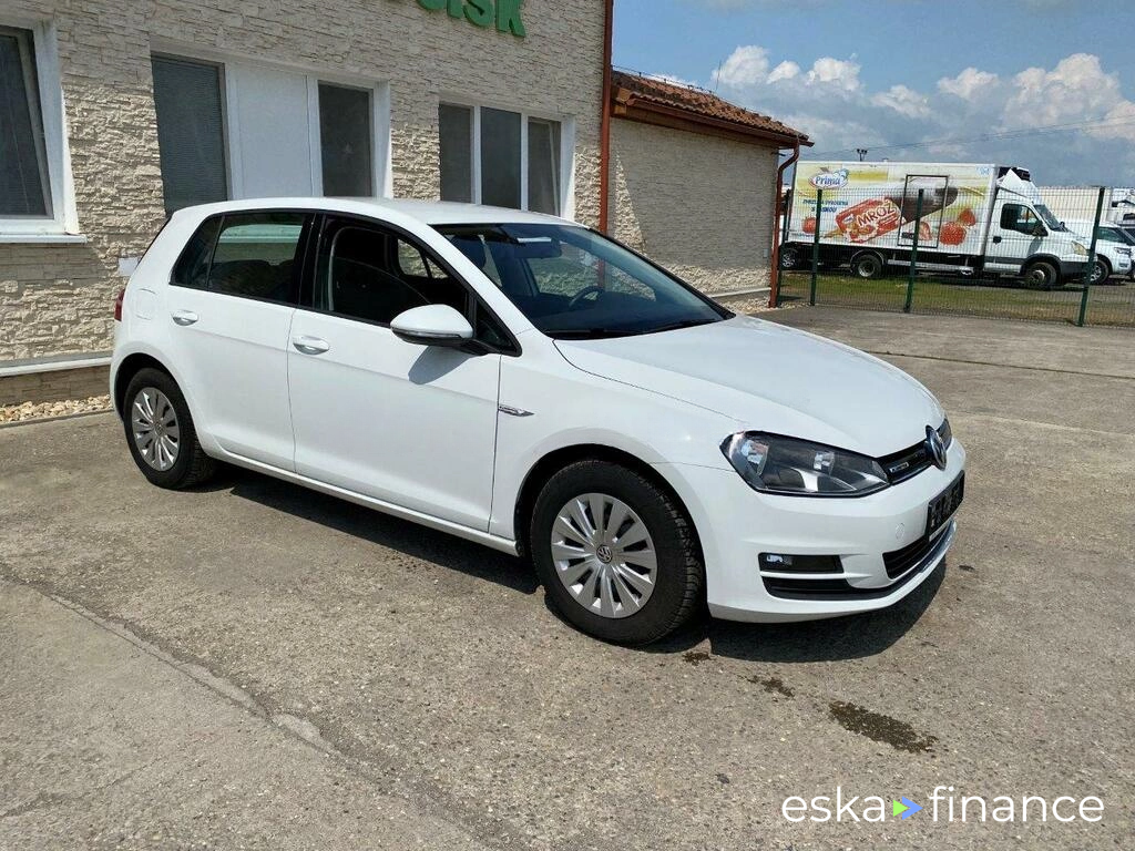 Lízing Hatchback Volkswagen GOLF 7 2016