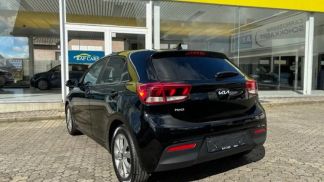 Financování Sedan Kia Rio 2023