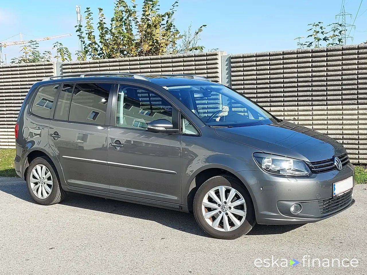 Financování Hatchback Volkswagen Touran 2012