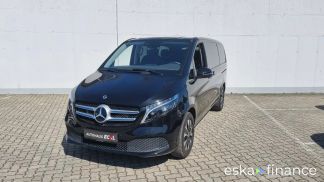 Leasing Hatchback MERCEDES V 220 2023