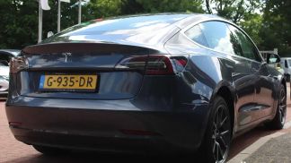 Lízing Sedan Tesla Model 3 2019