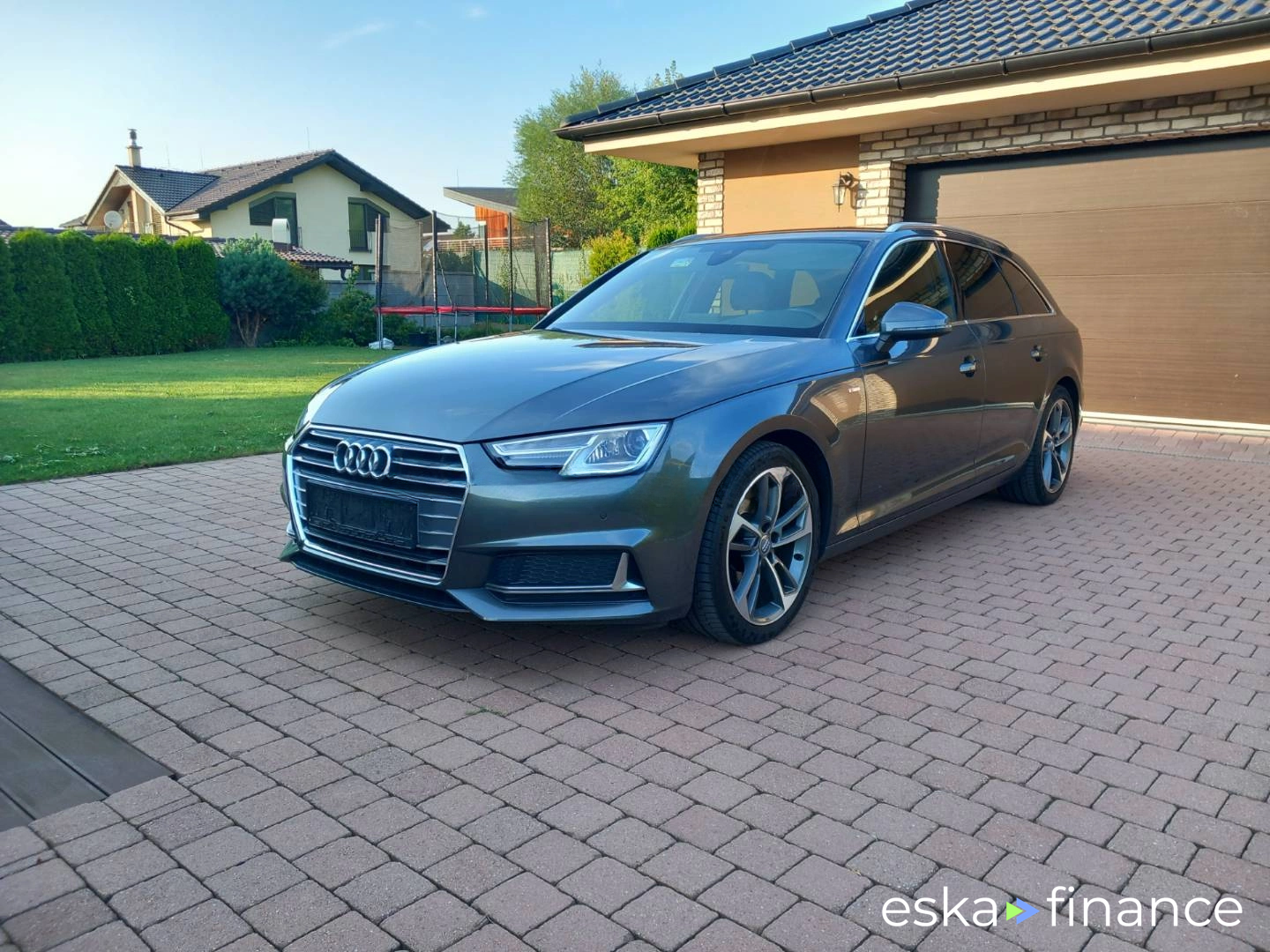 Lízing Kombi Audi A4 AVANT 2019