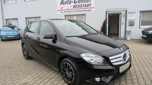 MERCEDES B 180 2013