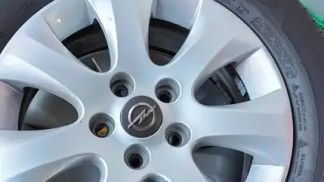 Lízing Hatchback Opel Zafira Tourer 2014