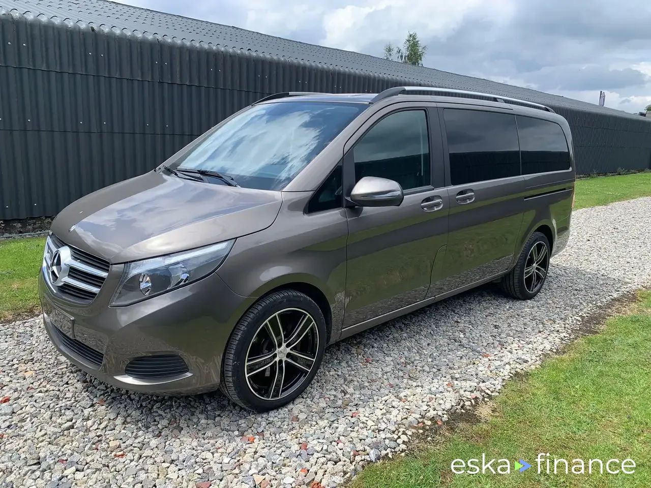 Leasing Passenger transport MERCEDES V 250 2016