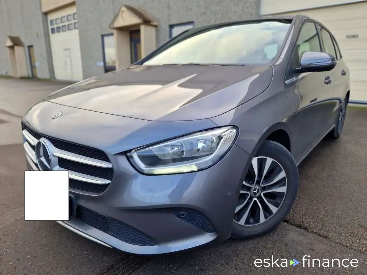 Leasing Hatchback MERCEDES B 180 2019