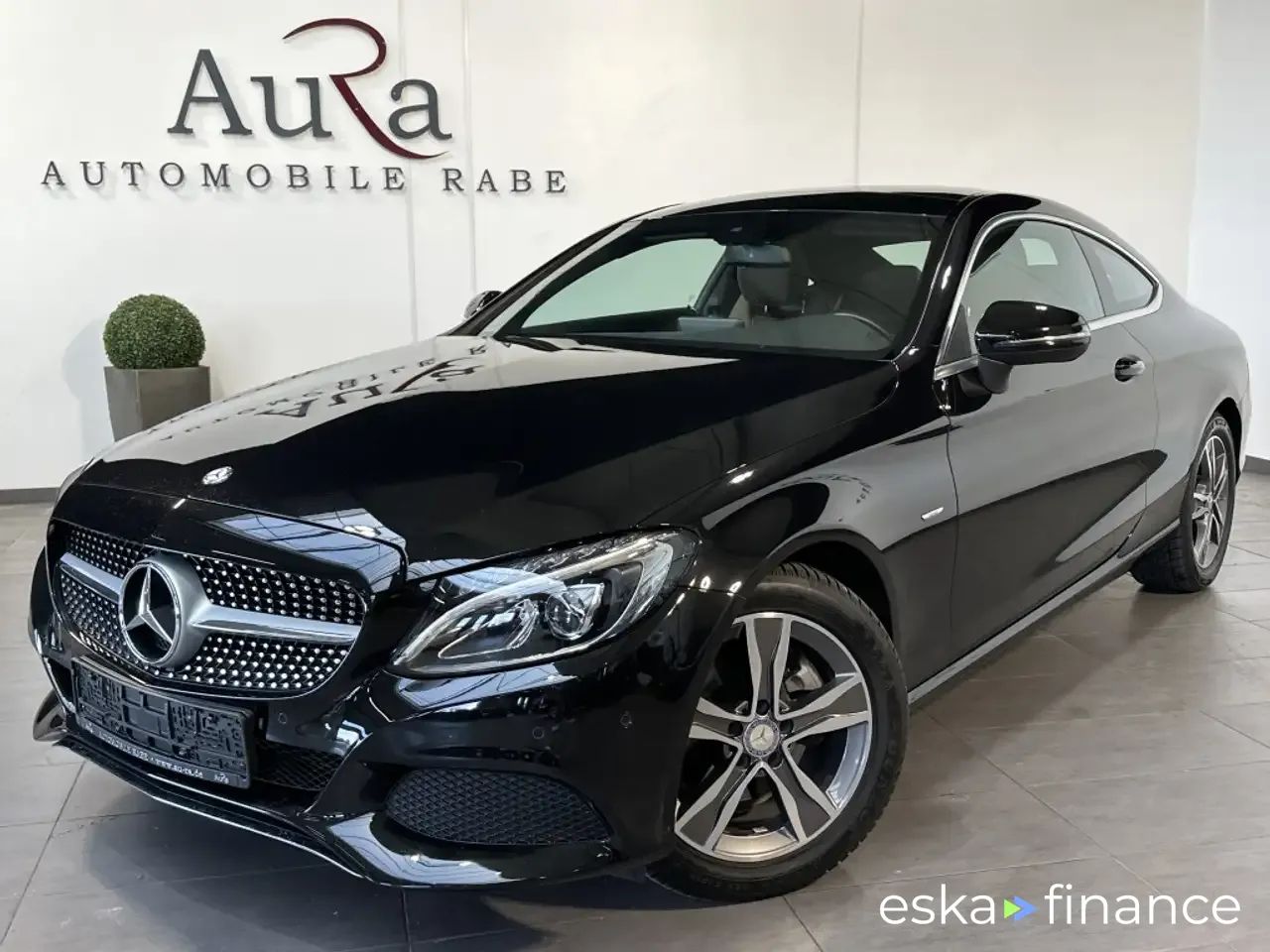 Financování Kupé MERCEDES C 200 2016
