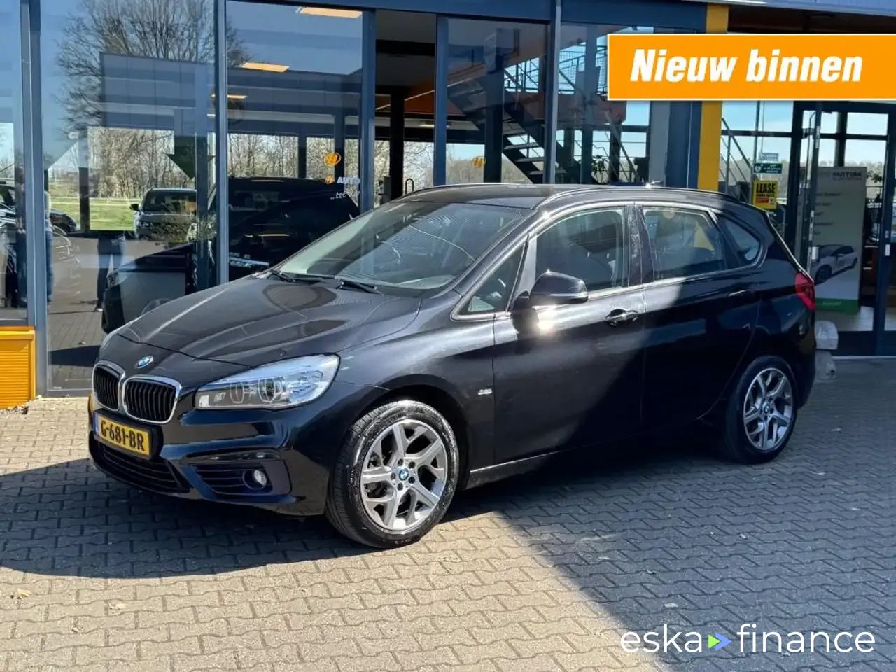 Lízing Hatchback BMW 220 2016