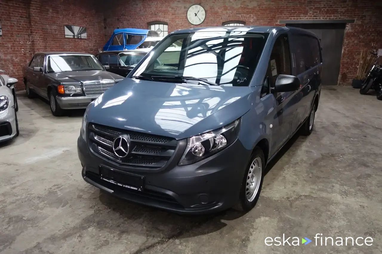 Lízing Hatchback MERCEDES VITO 2020