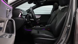 Lízing Sedan MERCEDES A 250 2020