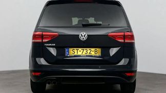 Lízing Hatchback Volkswagen Touran 2018