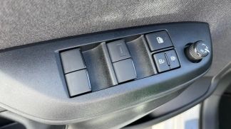 Lízing Sedan Toyota Yaris 2023