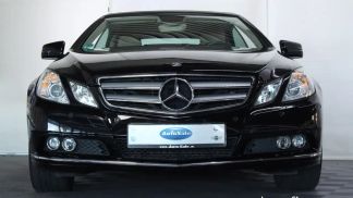 Lízing Kabriolet MERCEDES E 200 2010
