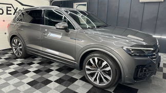 SUV Volkswagen Touareg 2019