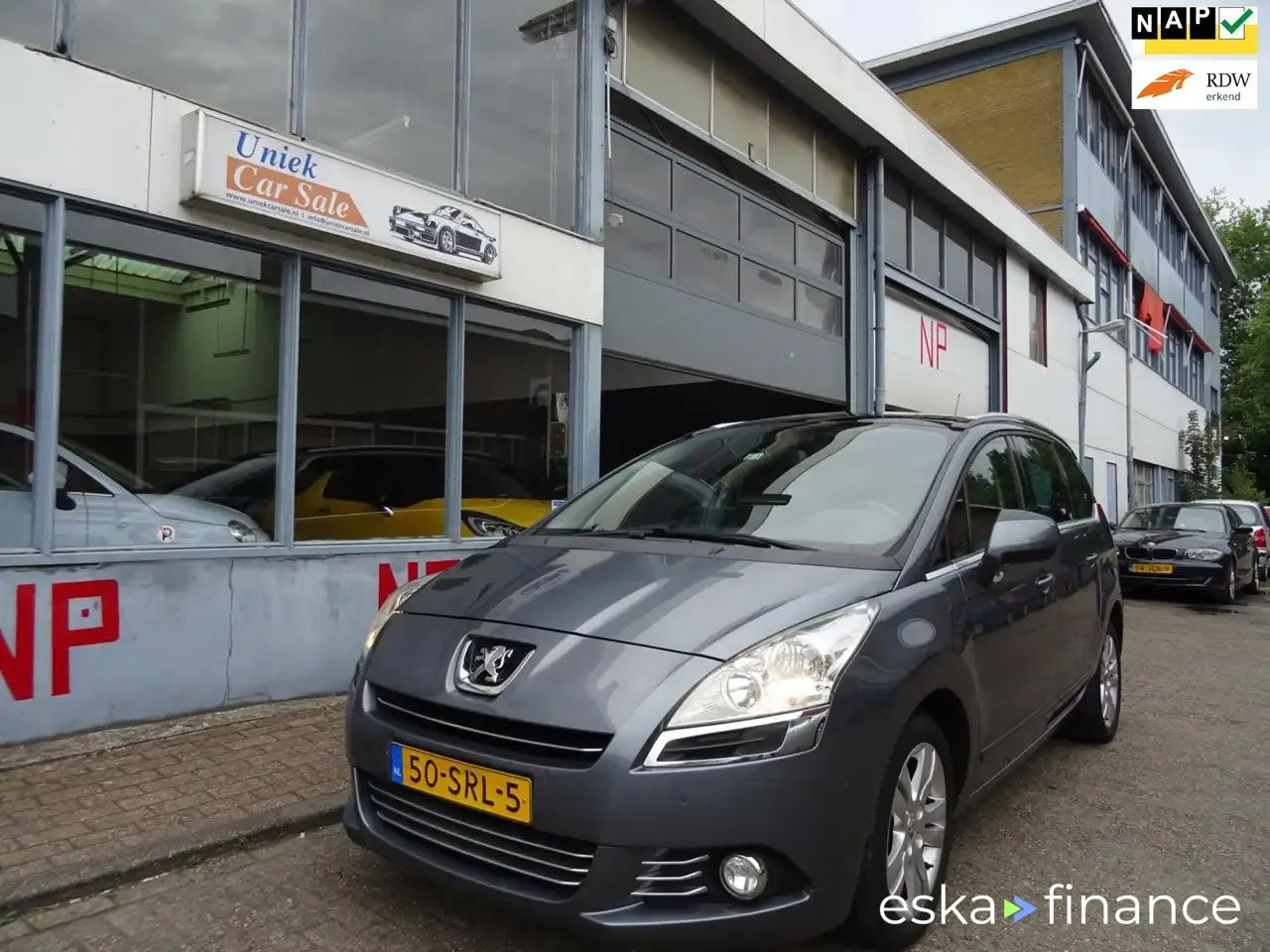 Finansowanie Hatchback Peugeot 5008 2012