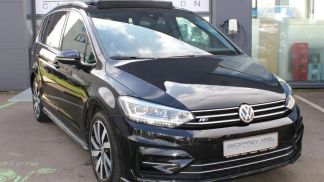 Financování Hatchback Volkswagen Touran 2019