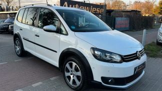 Financování Hatchback Volkswagen Touran 2013