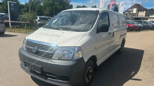 Toyota Hiace 2011