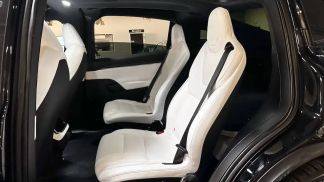 Financování Konvertibilní Tesla Model X 2022