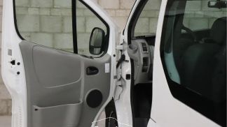 Lízing Hatchback Opel Vivaro 2013