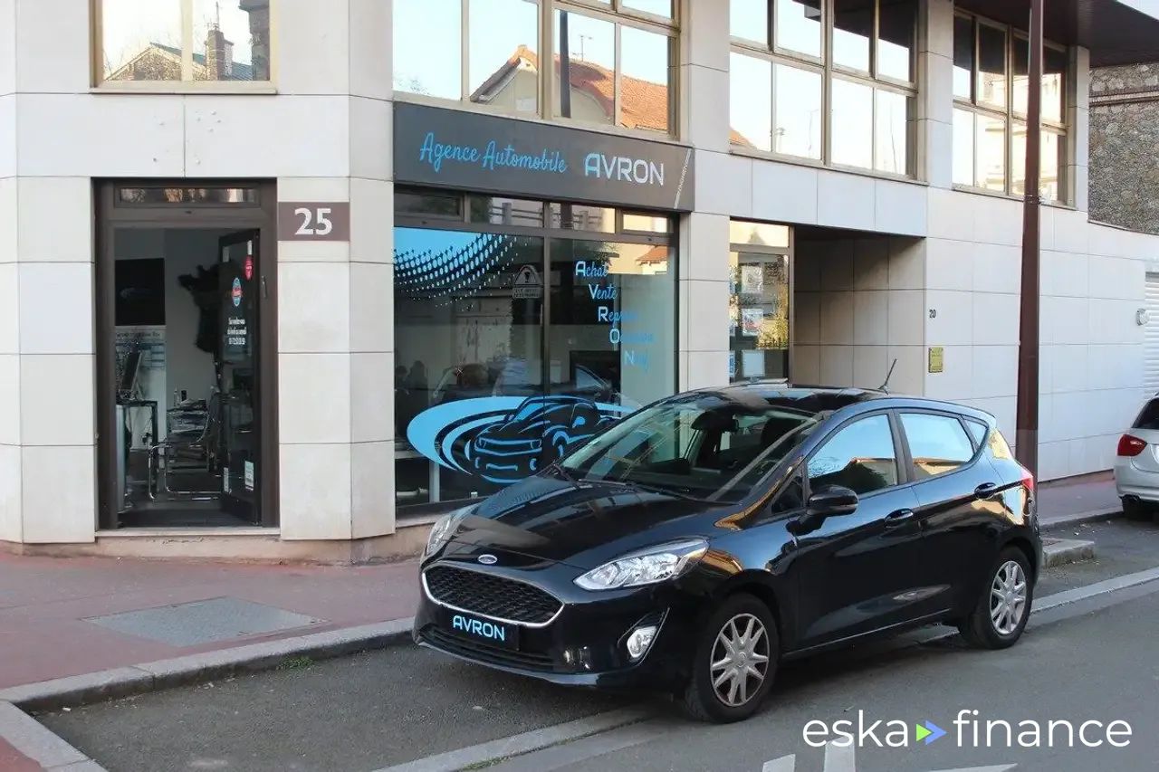 Lízing Hatchback Ford Fiesta 2019